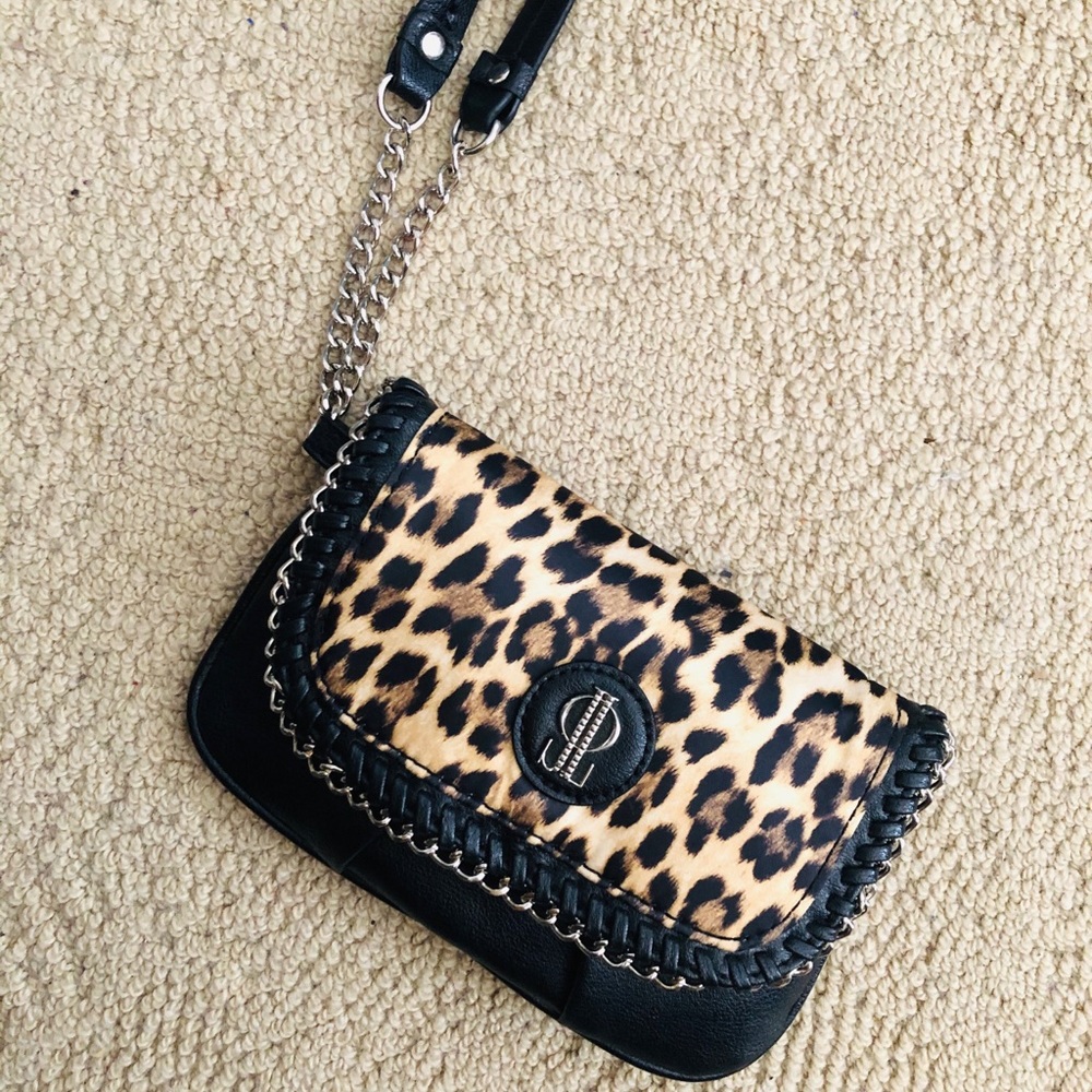 Jennifer Lopez Wristlet Clutch bag